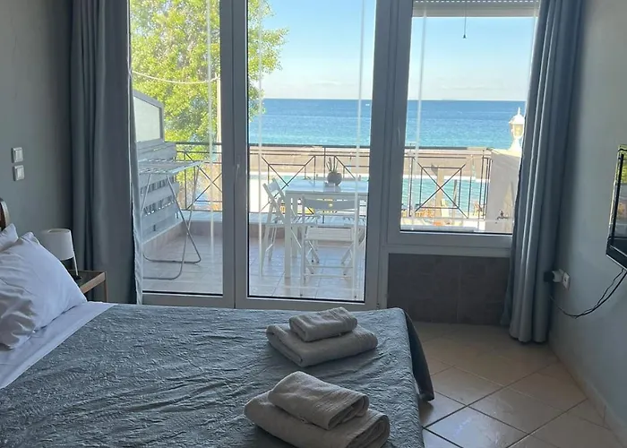 Glykanisos Mini * Néa Péramos